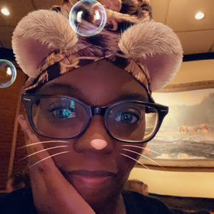 Meet your Posher, Ashley